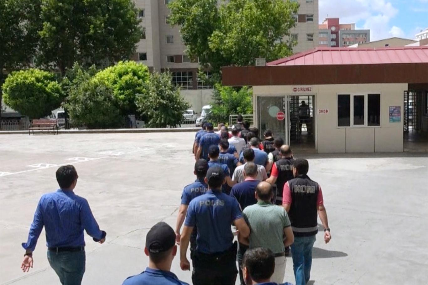 ​Tefeci operasyonunda 5 tutuklama