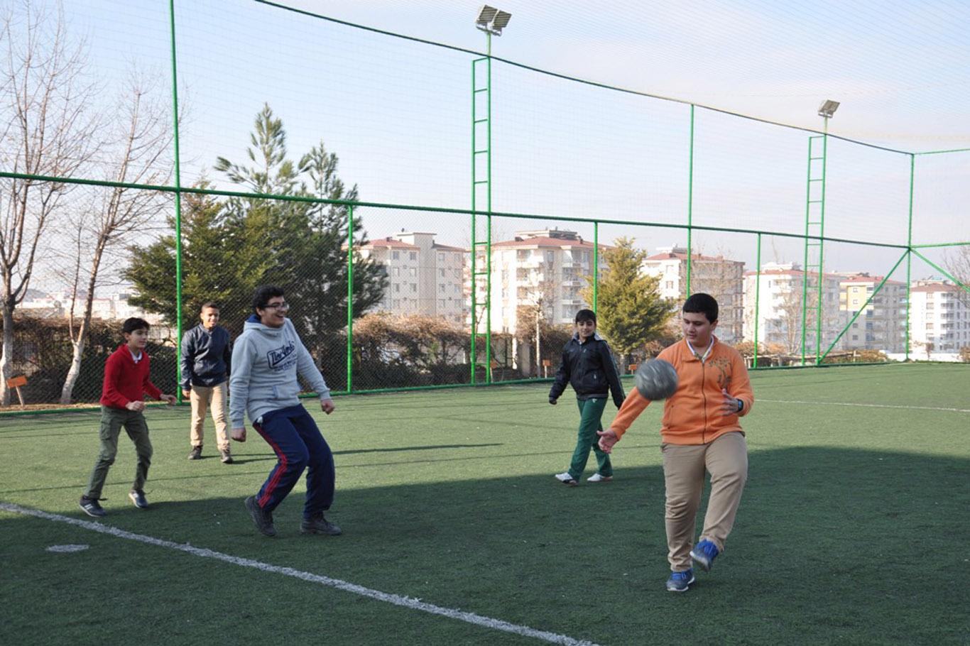 TEOG birincisi: Başarımın sırrı kitap okumak