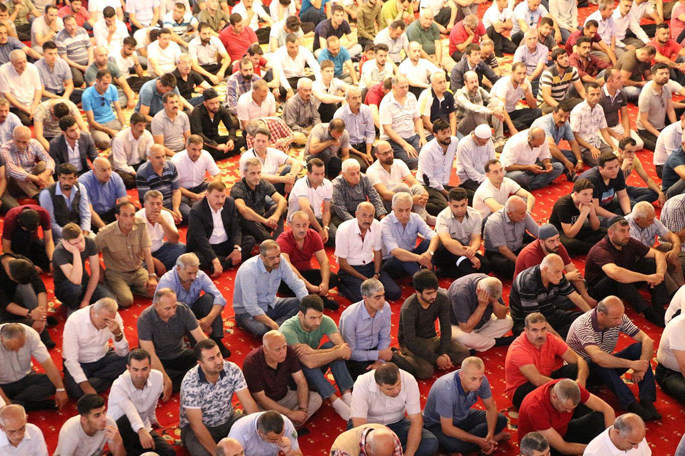 “Toplumun cami merkezli bir hayata ihtiyacı var”