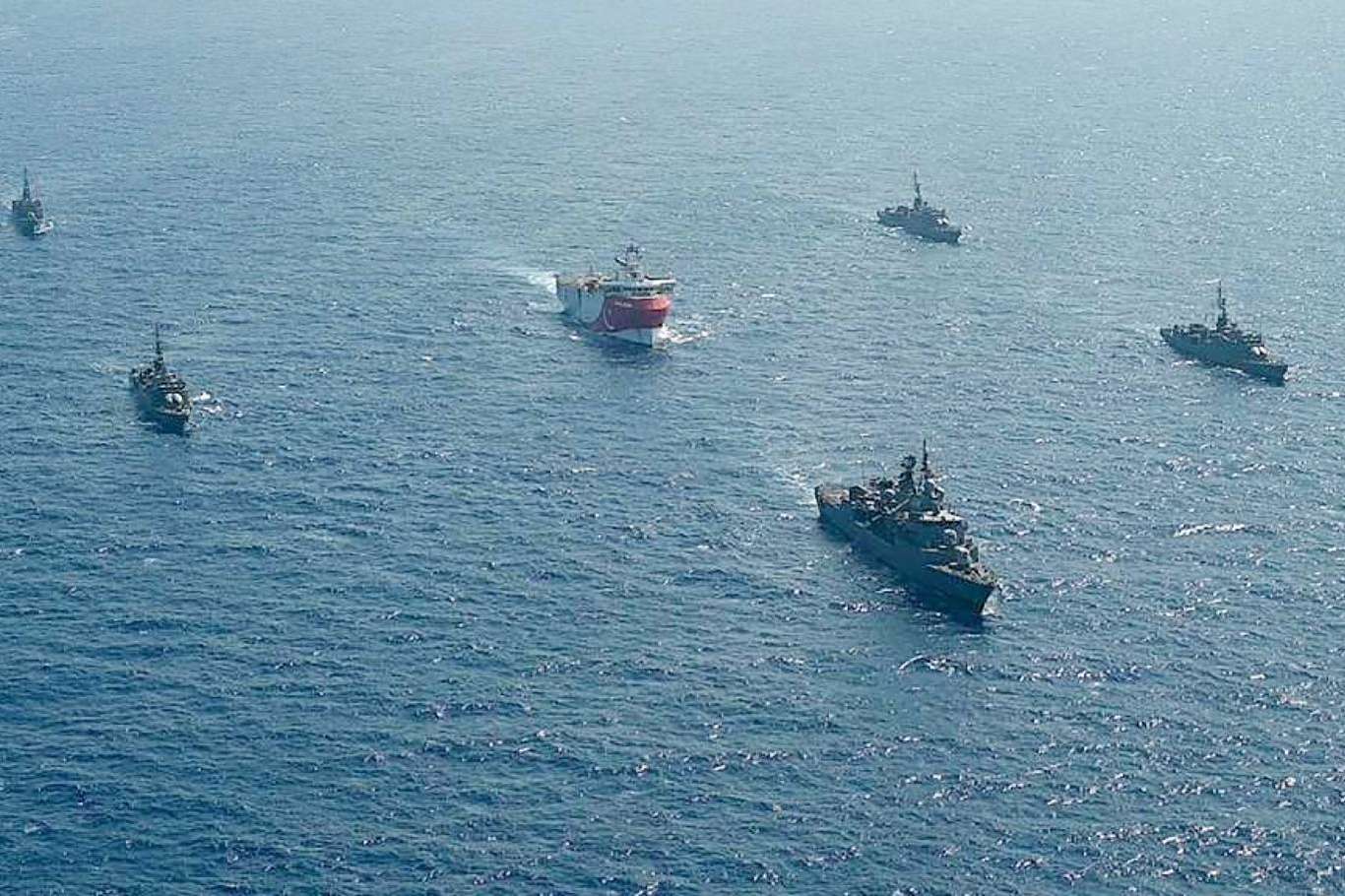  Türkiye ve Yunanistan ilan ettikleri Navtex'leri karşılıklı olarak iptal etti