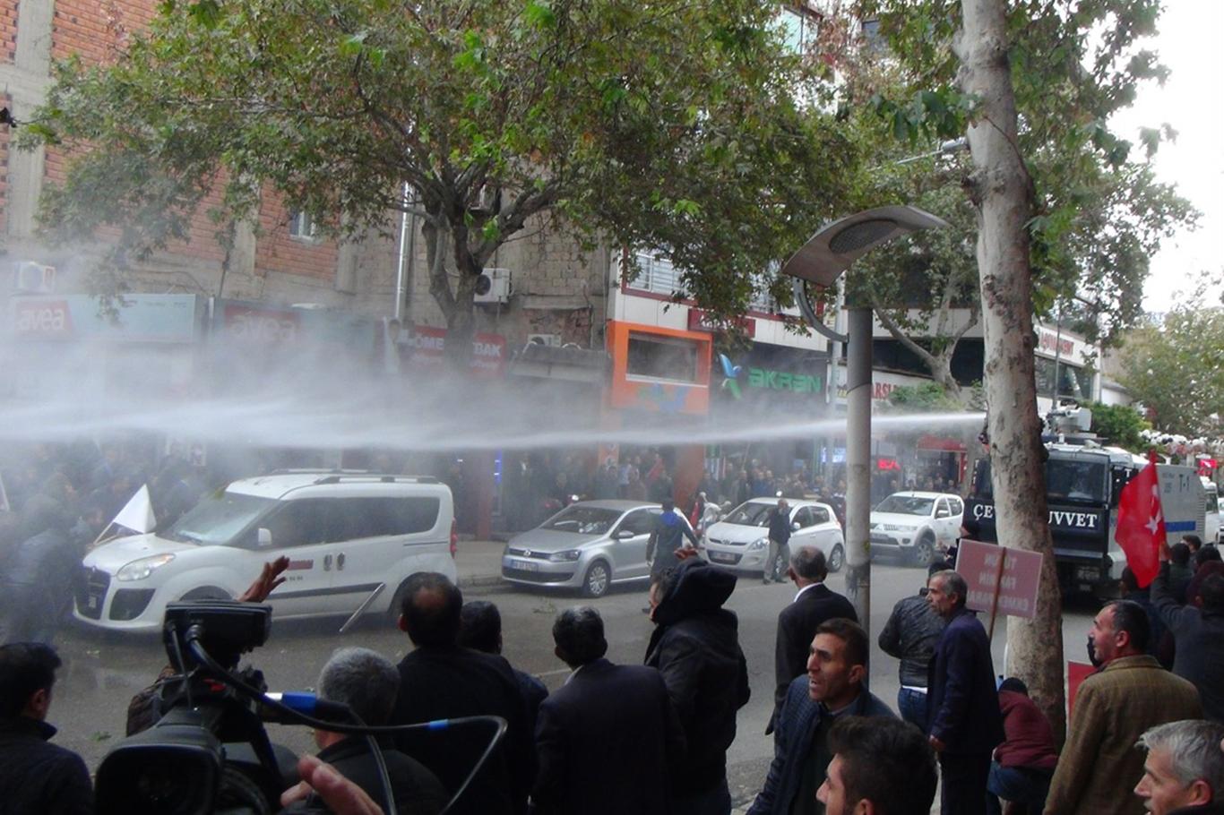 Tütün üreticilerine polis müdahalesi: Çok sayıda gözaltı
