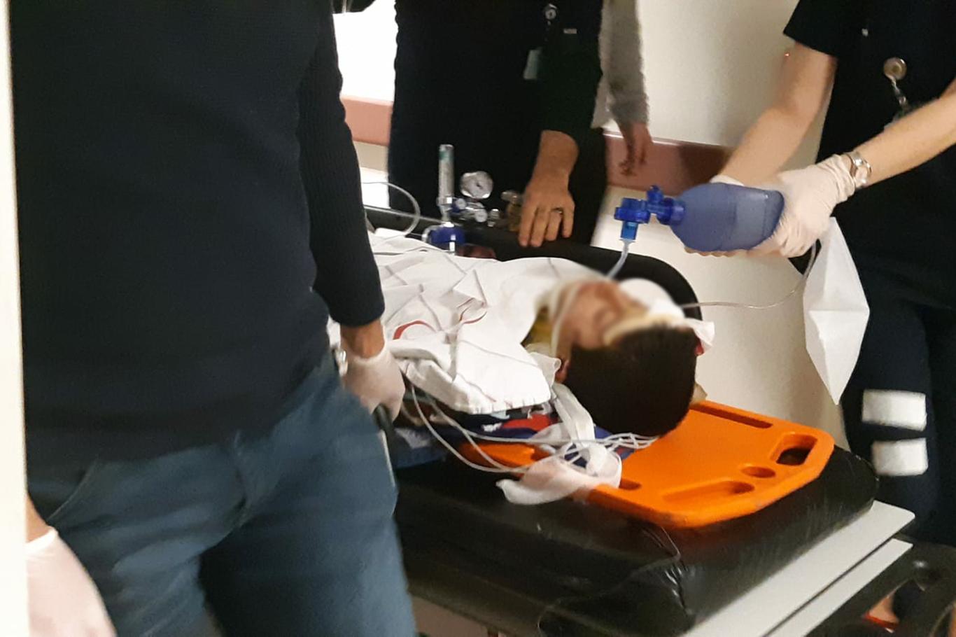 Üst geçidin olmadığı yolda minibüsün çarptığı çocuk öldü