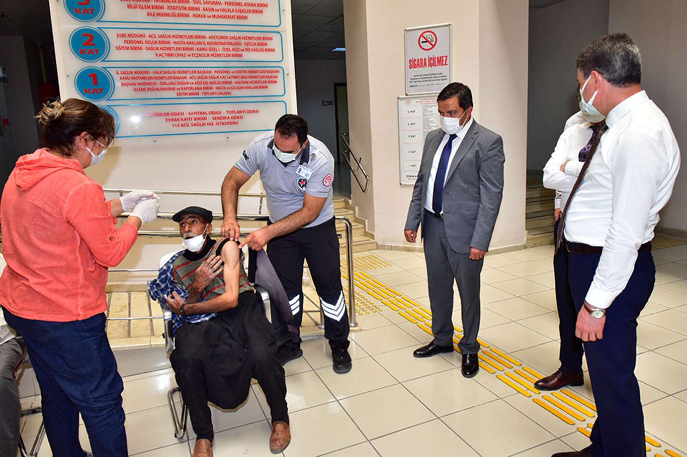 Vaka sayılarının arttığı Malatya'da Vali Baruş'tan aşı çağrısı