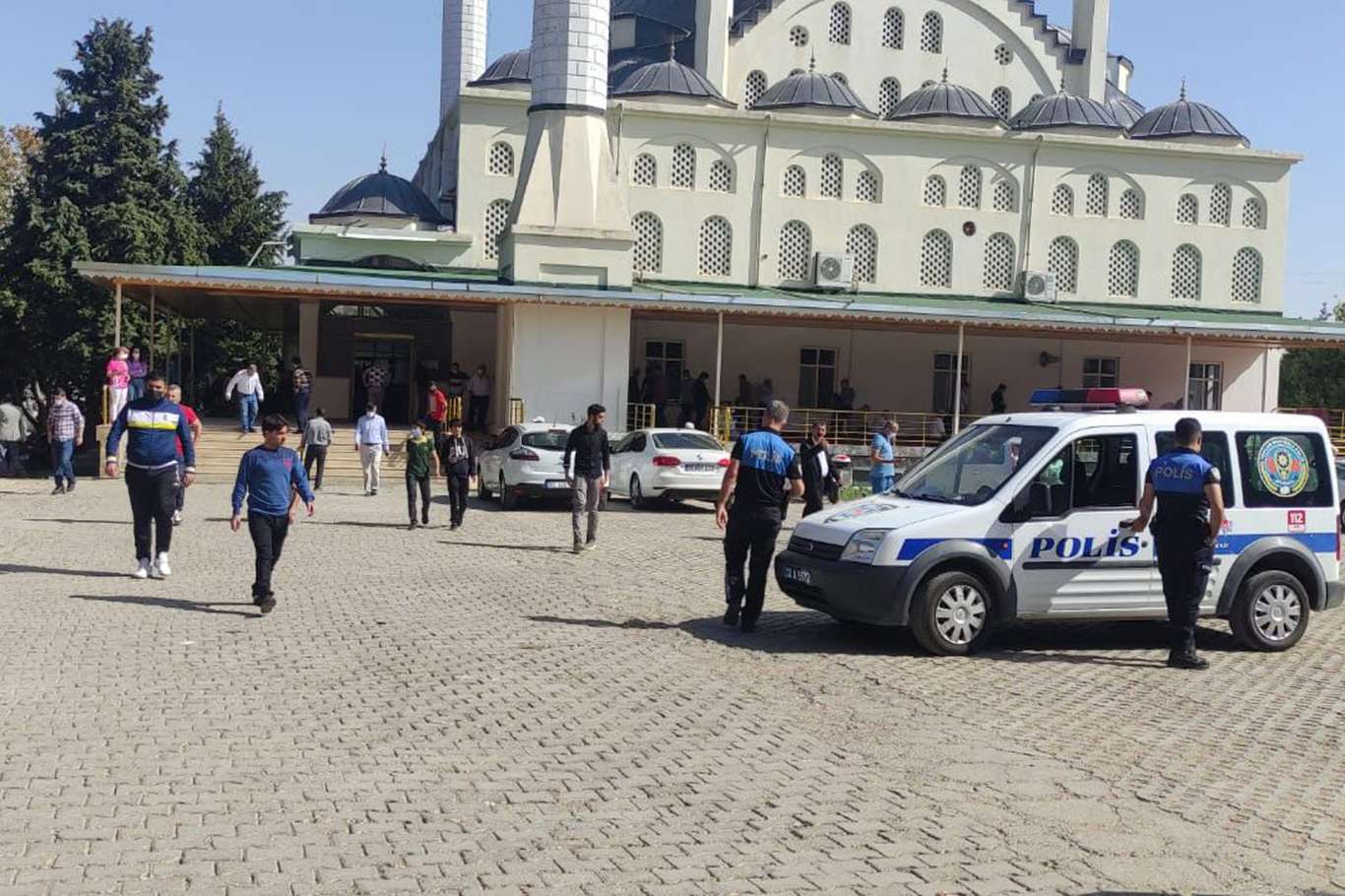 Zabıta ve polisten dilenci operasyonu